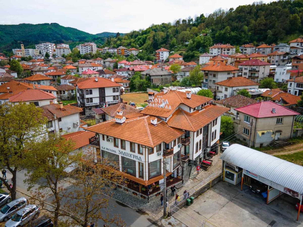Семеен Хотел Златоград Exterior foto
