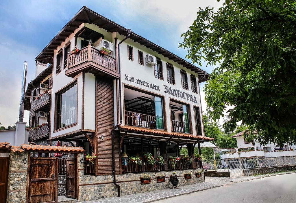 Семеен Хотел Златоград Exterior foto